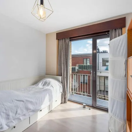 In With Sea Views Lejlighed